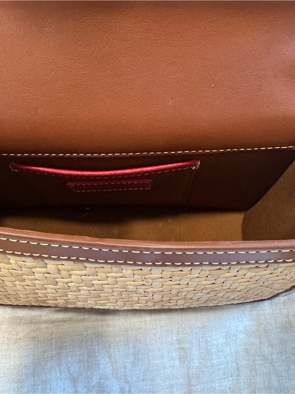EUC J. McLaughlin Tan Leather and Natural Woven Shoulder Bag - Picture 6 of 9